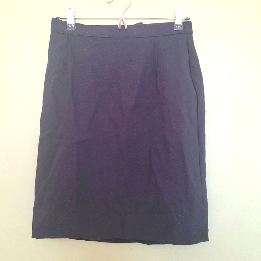 Emporio Armani Black Wool Skirt – Women’s Size M (Made in Italy)